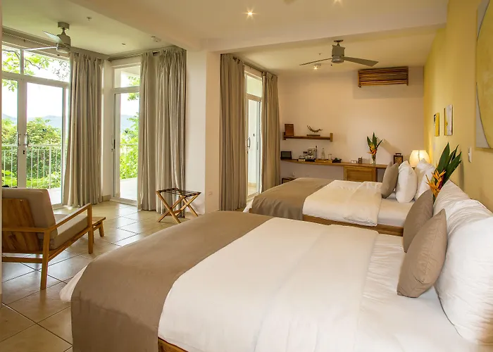 Hotel Boutique Lagarta 4*